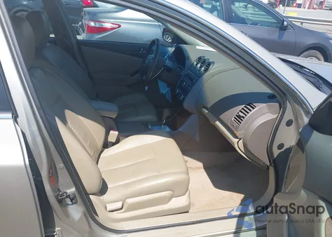 2009 Nissan Altima 2.5 S z USA, uszkodzony, nr VIN 1N4AL21E79N428025